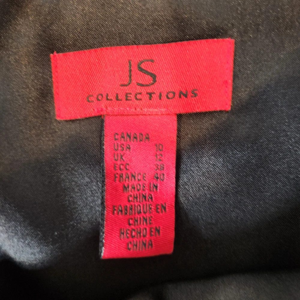JS Collections Black A-Line Skirt Drop Waist with Pleated Hem‎ Size : 10 Classic